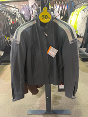 clover-jaka-seattle-lady-fu-gh