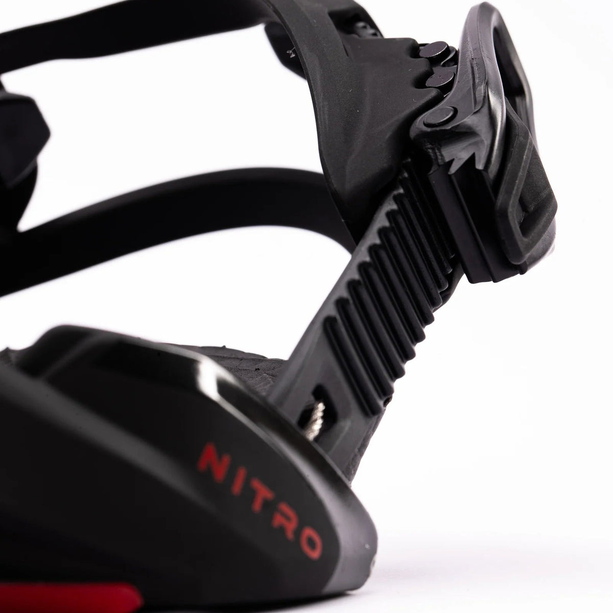 NITRO Phantom+ ultra black/red stiprinājumi