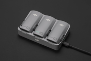 dji-ladetajs-akumulatoram-two-way-charging-hub-neo-2