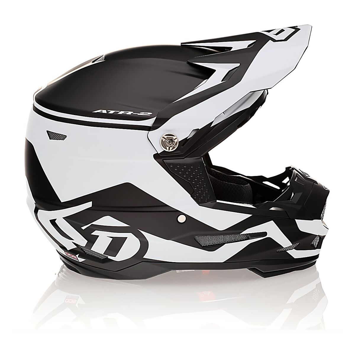 6d-kivere-atr-2-drive-white-black
