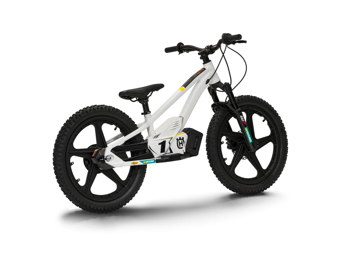 husqvarna-balansa-velo-ee1-20-23