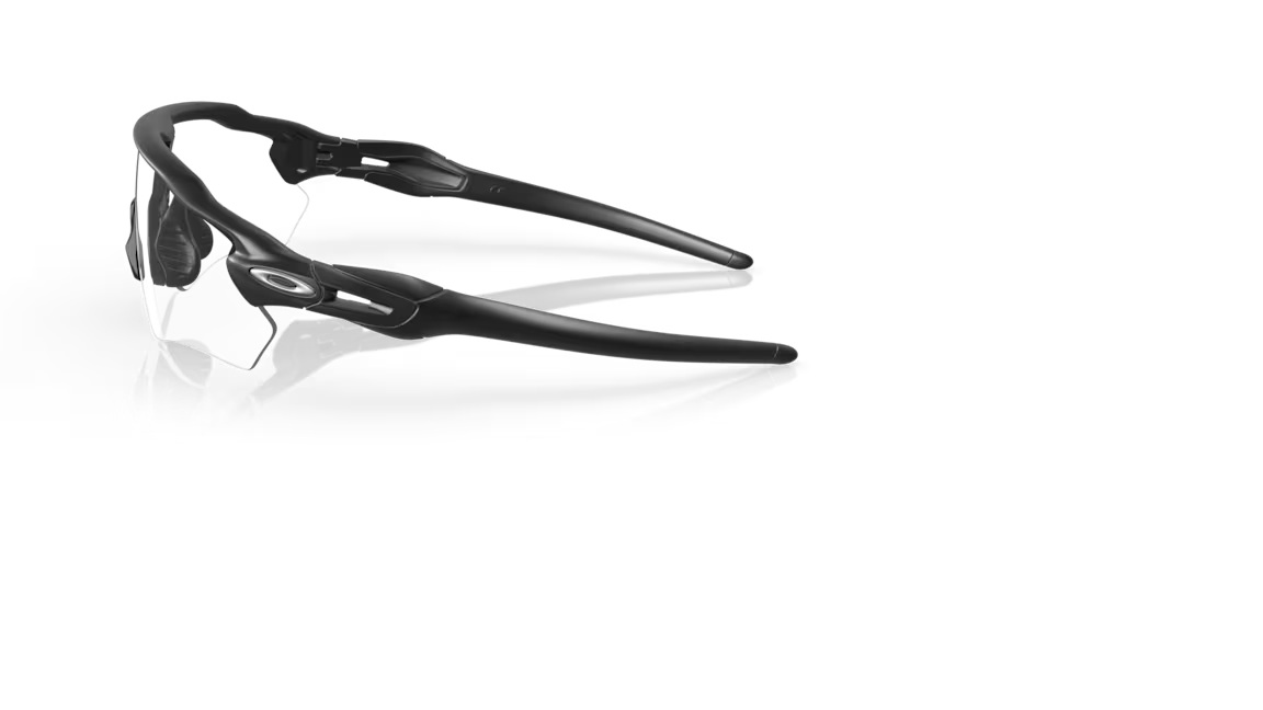 oakley-radar-ev-path-matt-black-w-clear-saulesbrilles