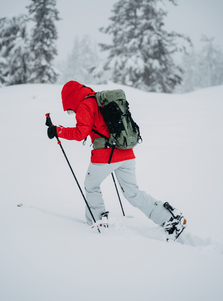 burton-jaka-w-ak-gore-upshift-panthera-red