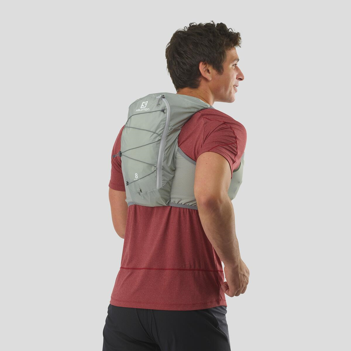 salomon-soma-muguras-ar-hidrantiem-active-skin-8-set-grey