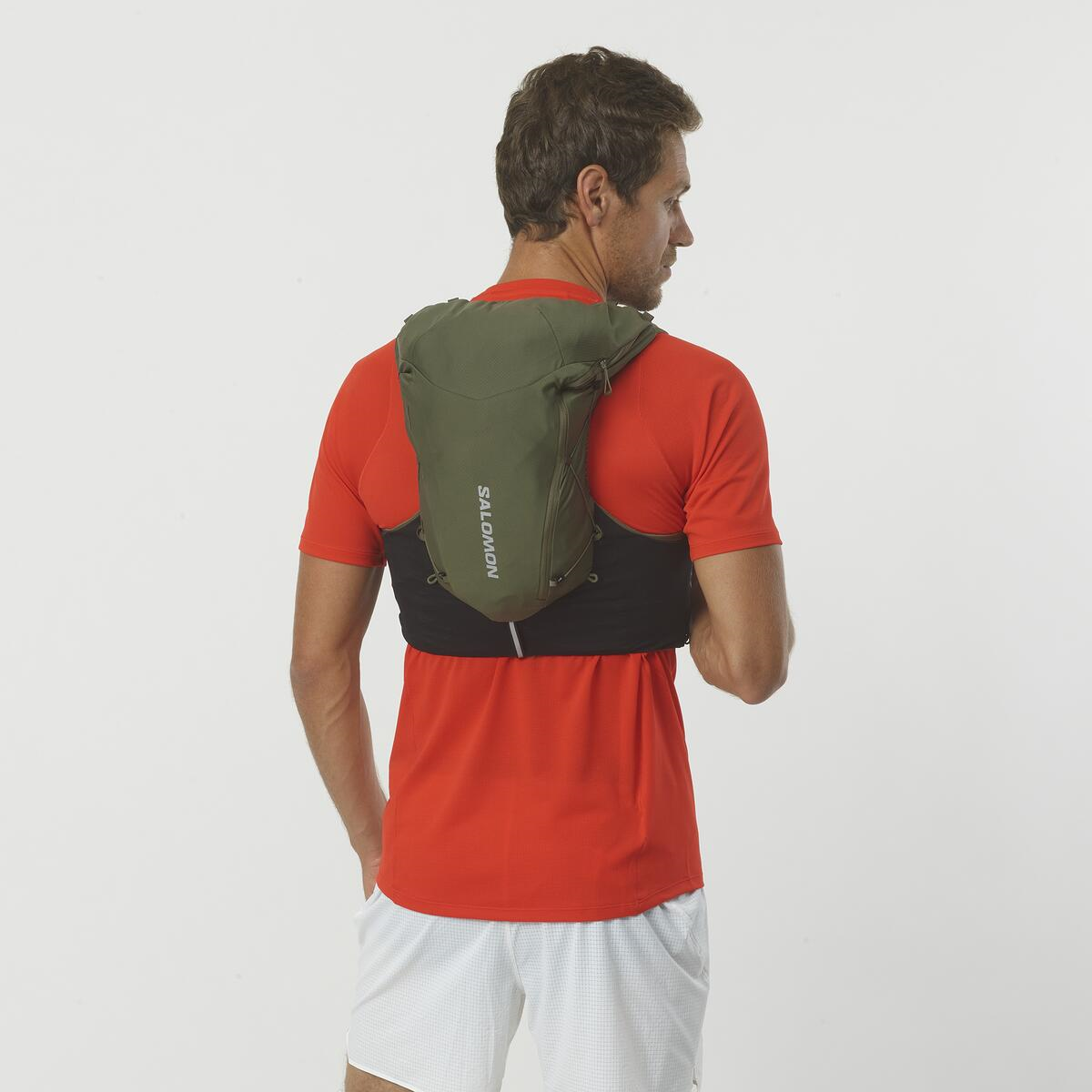 salomon-veste-ar-hidrantiem-adv-skin-12-set-dark-green-black