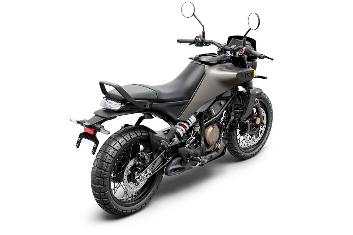 husqvarna-motocikls-svartpilen-401-24