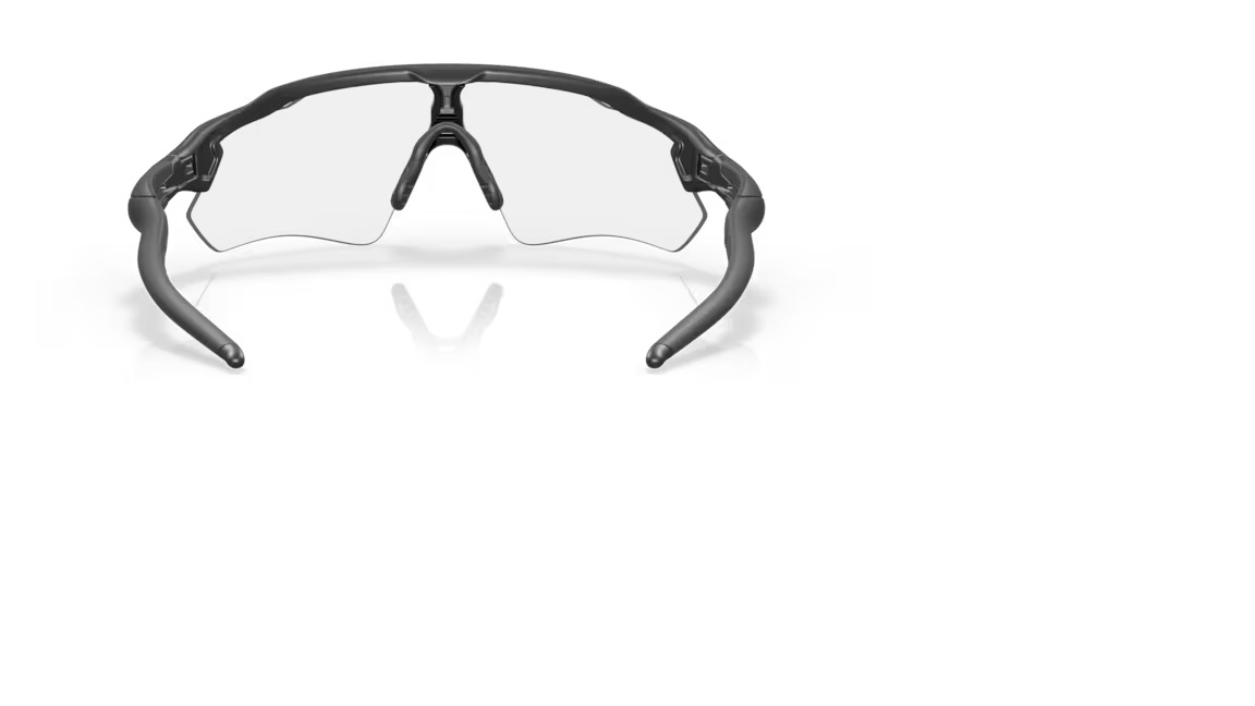 oakley-saulesbrilles-radar-ev-path-steel-w-clear-50-black-iridium-photo