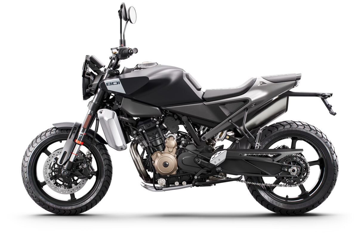 husqvarna-motocikls-svartpilen-801-24