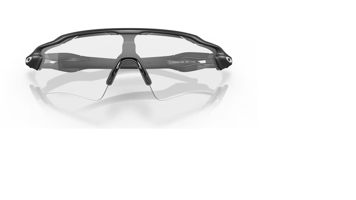 oakley-saulesbrilles-radar-ev-path-steel-w-clear-50-black-iridium-photo