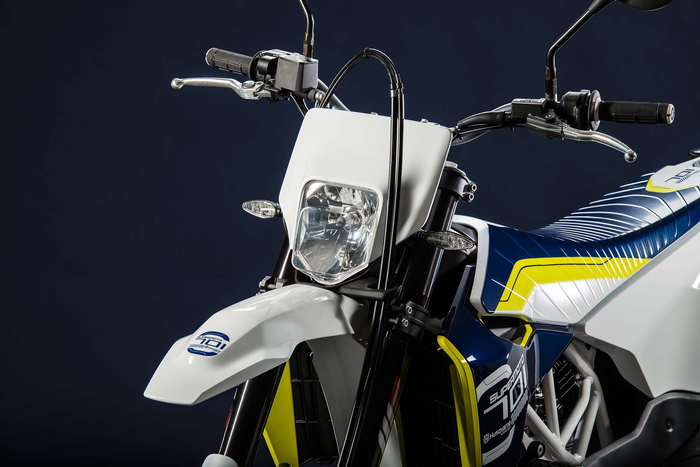 HUSQVARNA lukturis pr E/SM 701 '16-'17 EU/US