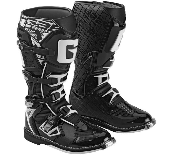 GAERNE zābaki G React GoodYear black