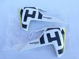 HUSQVARNA plastic tank sides LH/RH TC 50 '18 w/decal