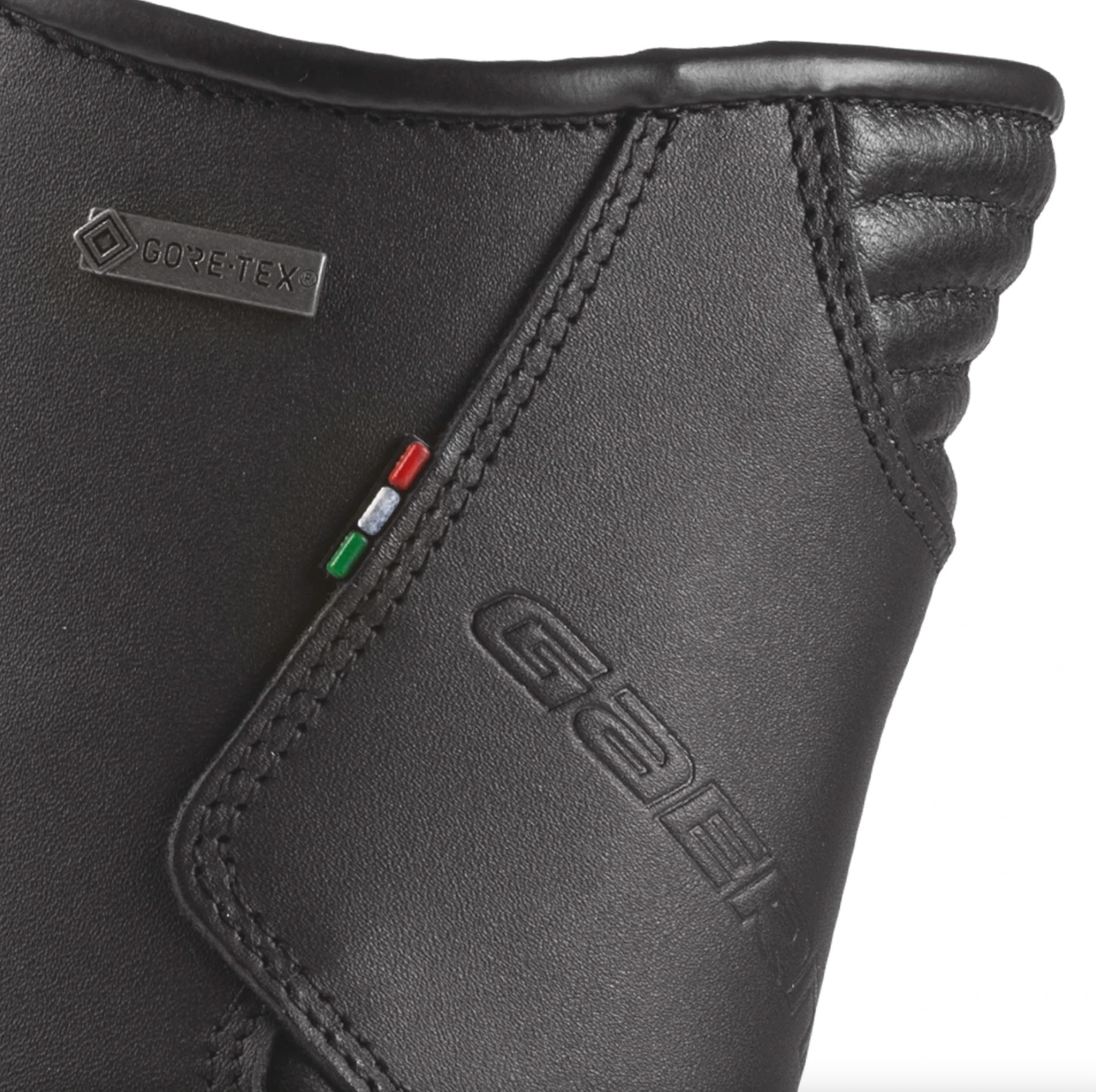 GAERNE saapad Must Roos Gore-Tex must