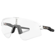 OAKLEY saulesbrilles Sutro Lite Sweep matētas caurspīdīgas ar fotohroniskajām lēcām