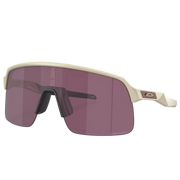 OAKLEY saulesbrilles Sutro Lite matētas smilšu krāsas ar Prizm Road melnajām lēcām