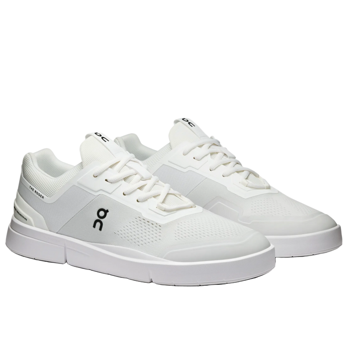 ON apavi The Roger Spin white/black