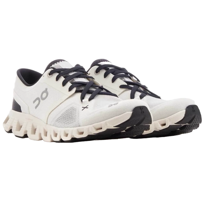 ON apavi Cloud X3 W white/black