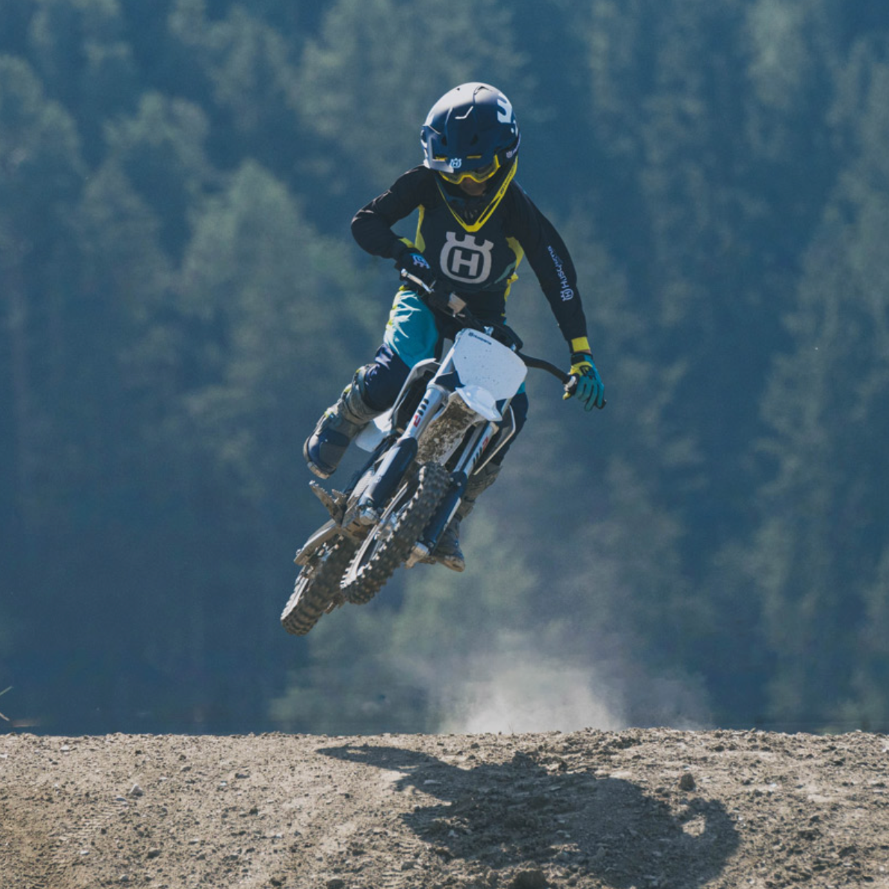 HUSQVARNA motocikls EE 5 '27 w/charger