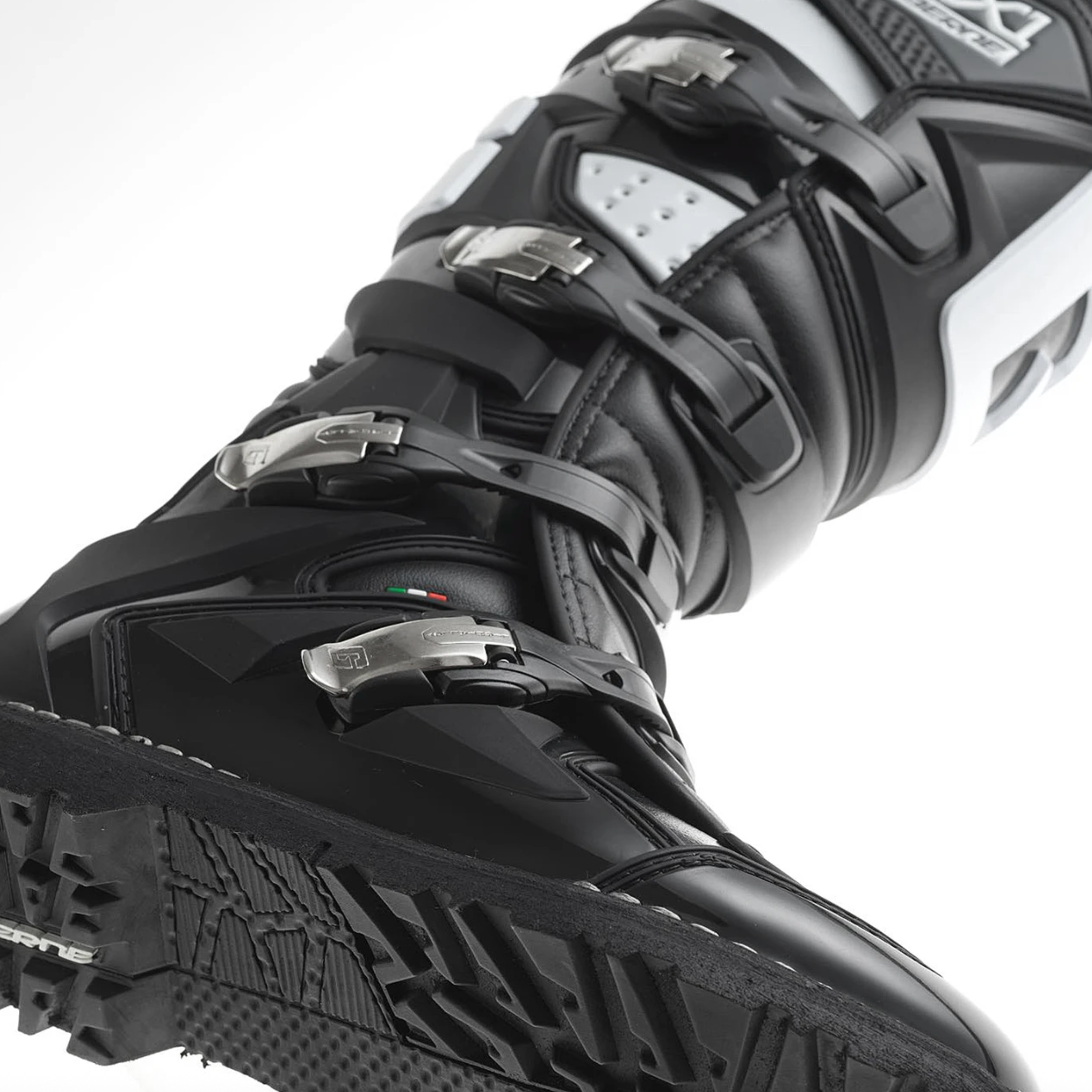 GAERNE saapad GX1 Enduro mustad