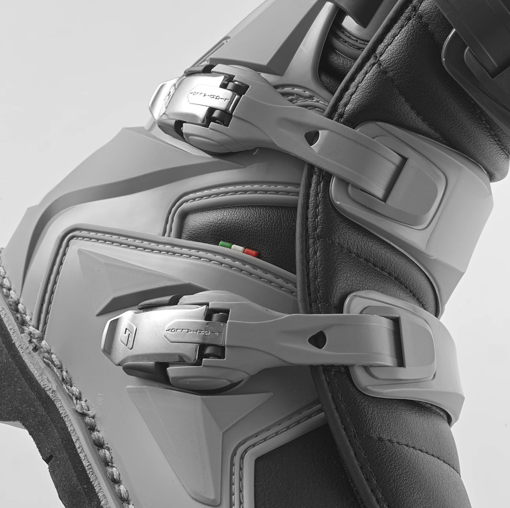 GAERNE boots GX1 anthracite/grey/red
