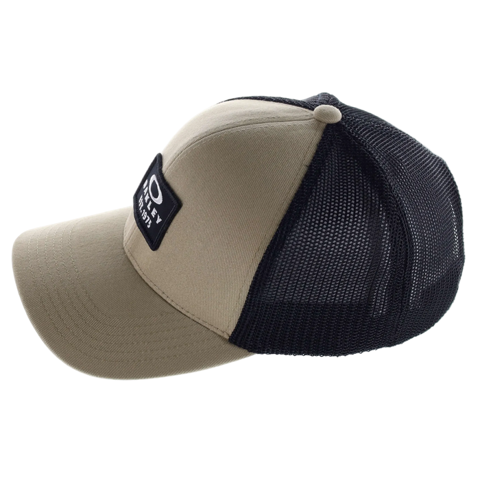 OAKLEY cepure Patch Trucker pebble