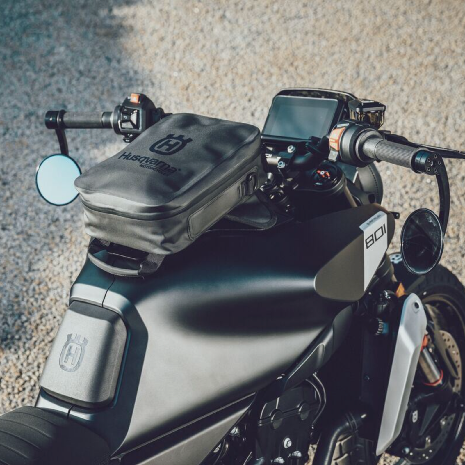 HUSQVARNA bākas soma ar stiprinājumu Svartpilen 801 '24