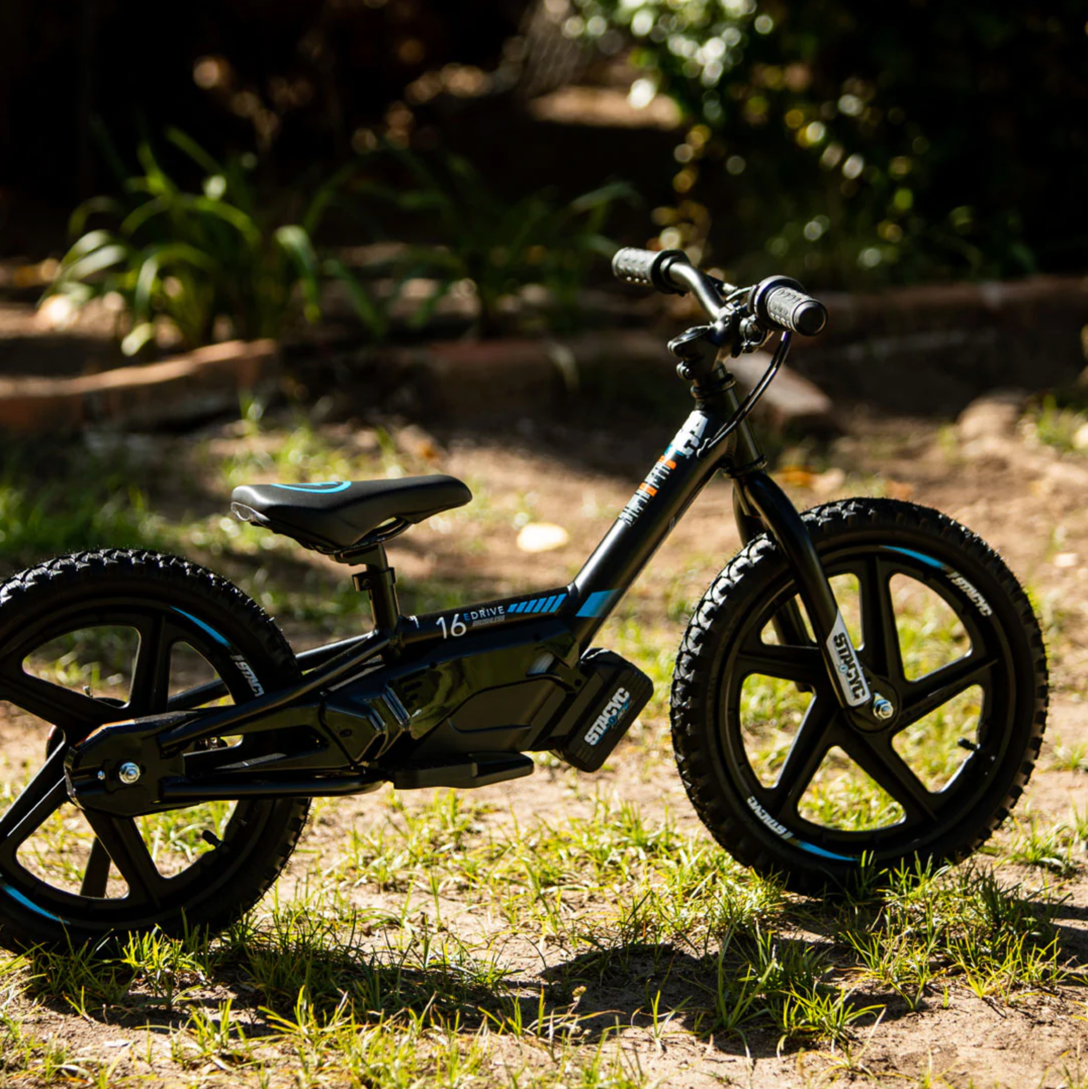 STACYC balansa velo 16 eDrive '25
