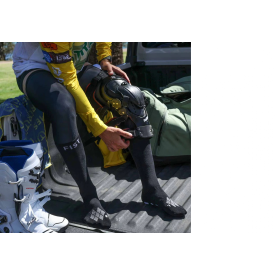 FIST zeķes Brace Moto socks black 
