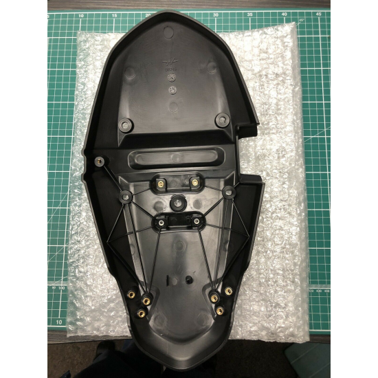 MV AGUSTA plastmasa aizm nr turētājs TV/B3/Riv 675/800